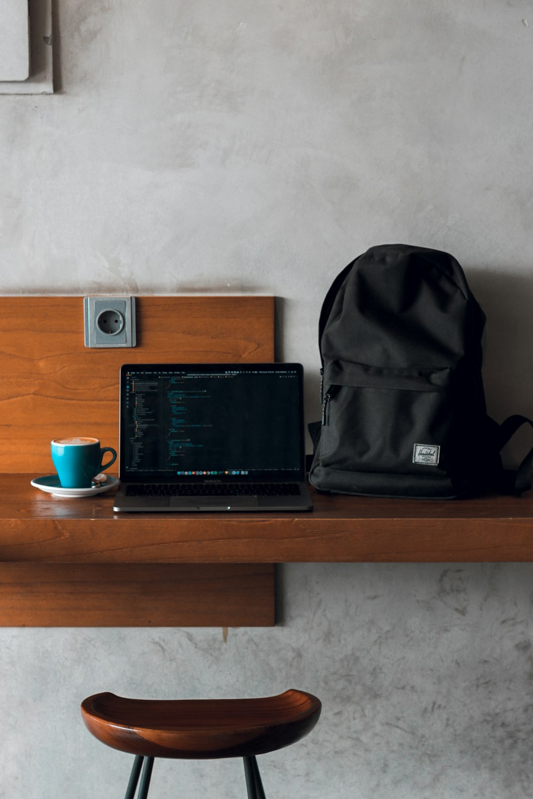 laptop computer beside backpack and coffee mug cron schedule task list linux terminal - AI Bud