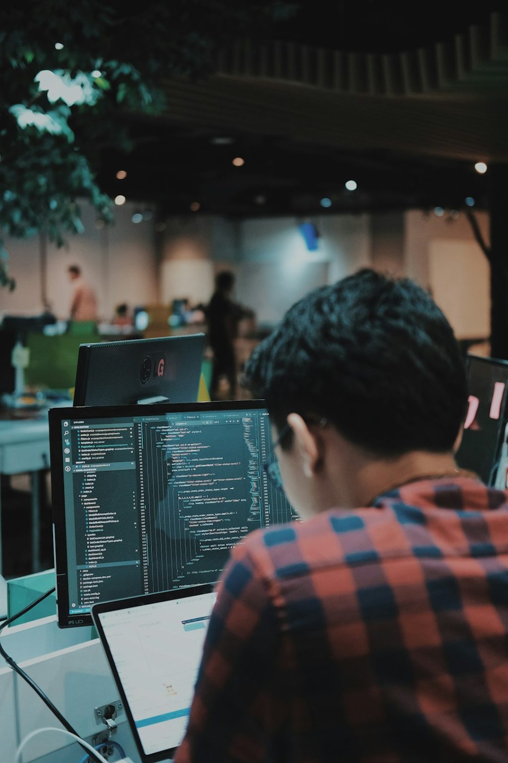 Reddit Database Coding Best of Reddit: 6 Lesser‑Known AI Coding Assistants for Programmers ...