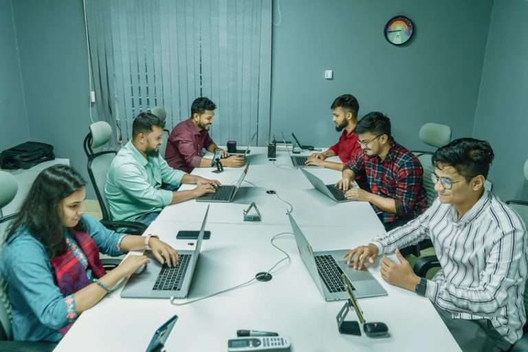 Best Knowledge Base Examples: 7 Companies That Do Documentation Right