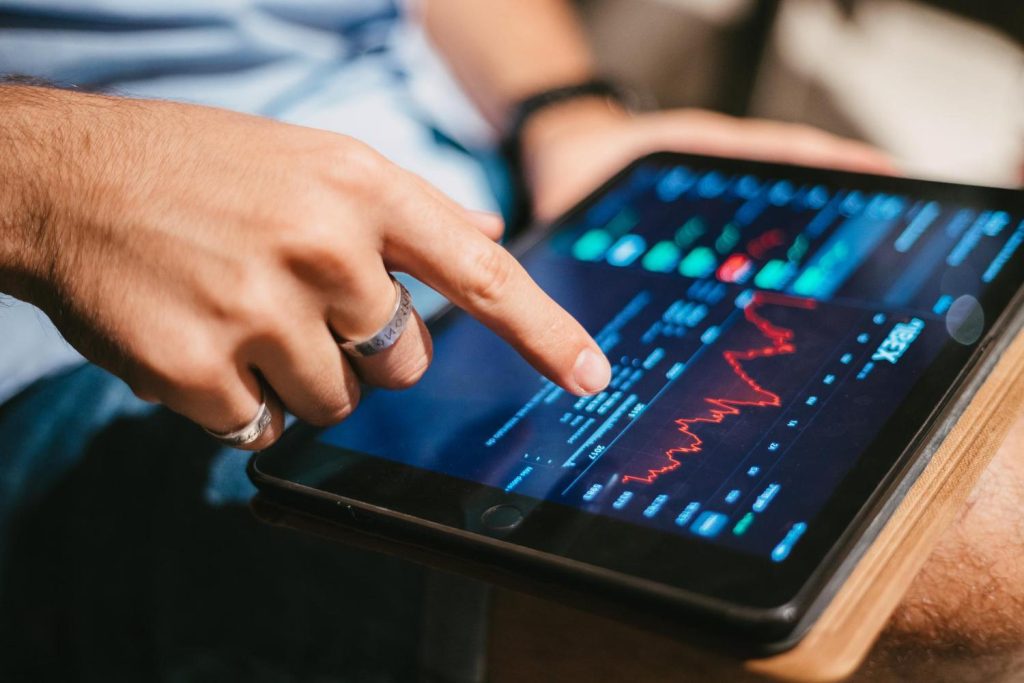 How Modern Trading Platforms Work: Inside the Systems Behind Digital Markets