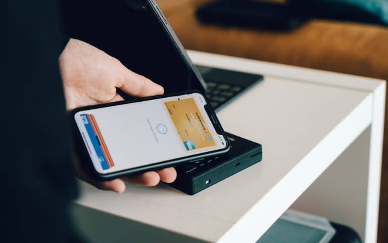 Navigating the Complexity of Cross-Border Payments for Global Freelancers