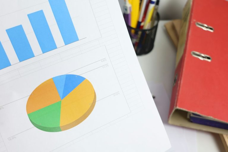 Twitch Analytics: Twitch Analytics vs StreamElements for Measuring Twitch Performance