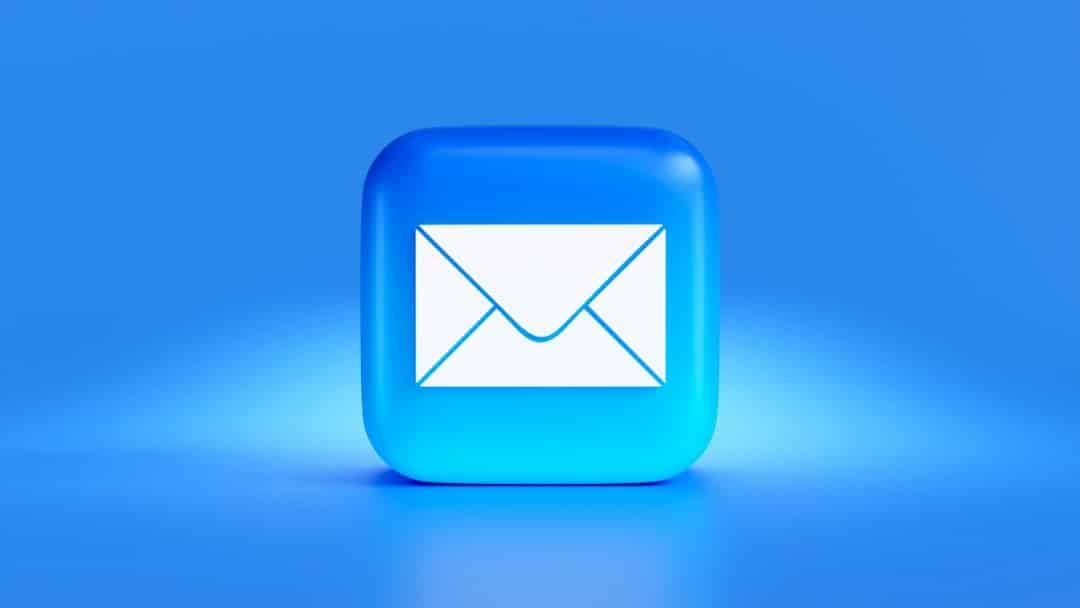 Blue rounded-square icon with a white envelope, representing email or messaging.