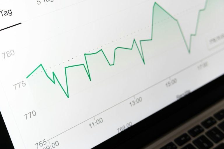 Scheduling Emails in Gmail: Gmail Schedule Send vs Boomerang for Planning Email Delivery