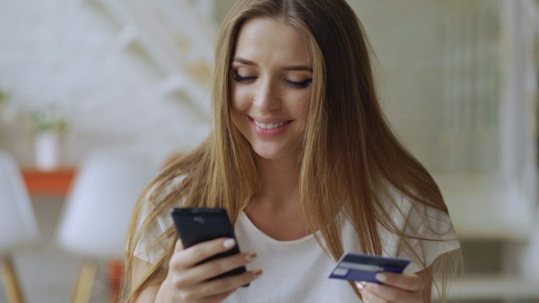 Did Zelle Go Out of Business? How to Check Official Updates and Compare Payment Infrastructure Providers Like Dwolla and Moov
